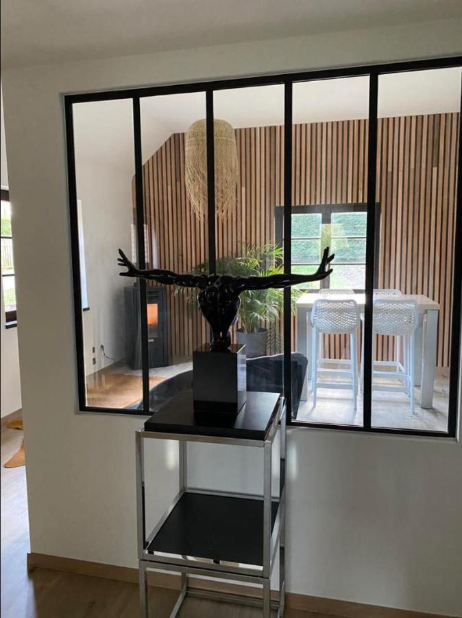 Le Logis Des Chenes, Superbe Bungalow Dans Quartier Residentiel Proche De Namur Wépion Eksteriør billede