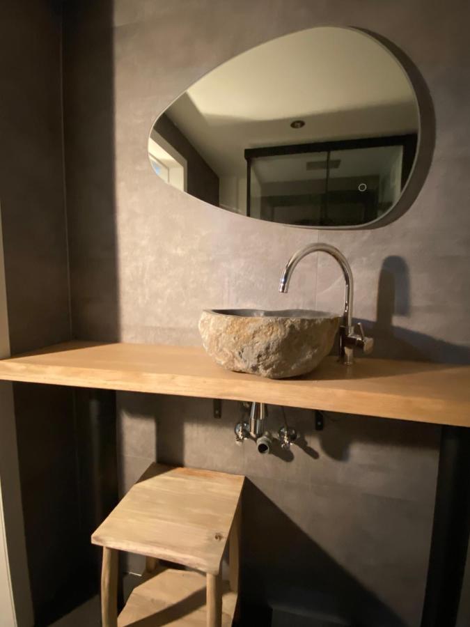 Le Logis Des Chenes, Superbe Bungalow Dans Quartier Residentiel Proche De Namur Wépion Eksteriør billede